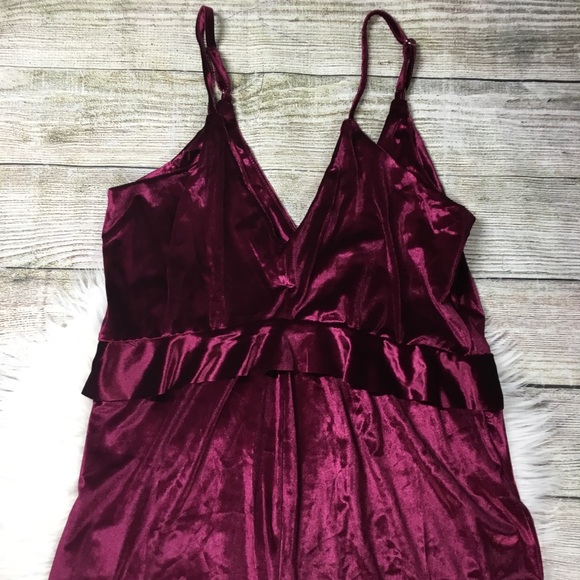 Pinkblush Velvet Jumpsuit Maternity - Picture 4 of 5